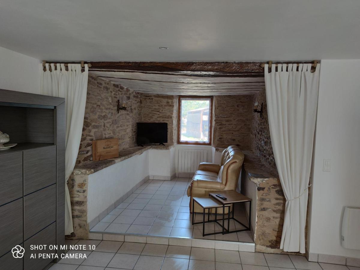 Les Gites De La Bouldoire Le Marronnier Rignac  Buitenkant foto